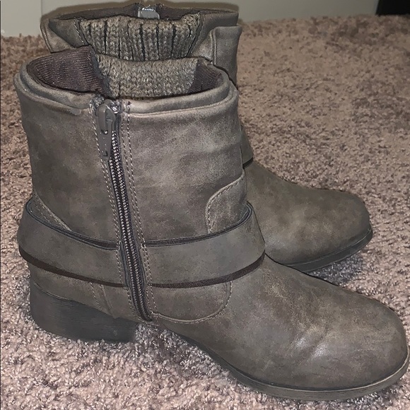 Booties - Picture 2 of 4